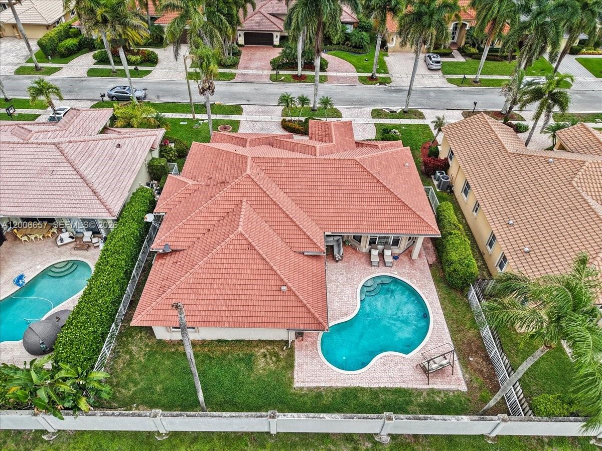 WESTPORT 2ND SECTION - Residential