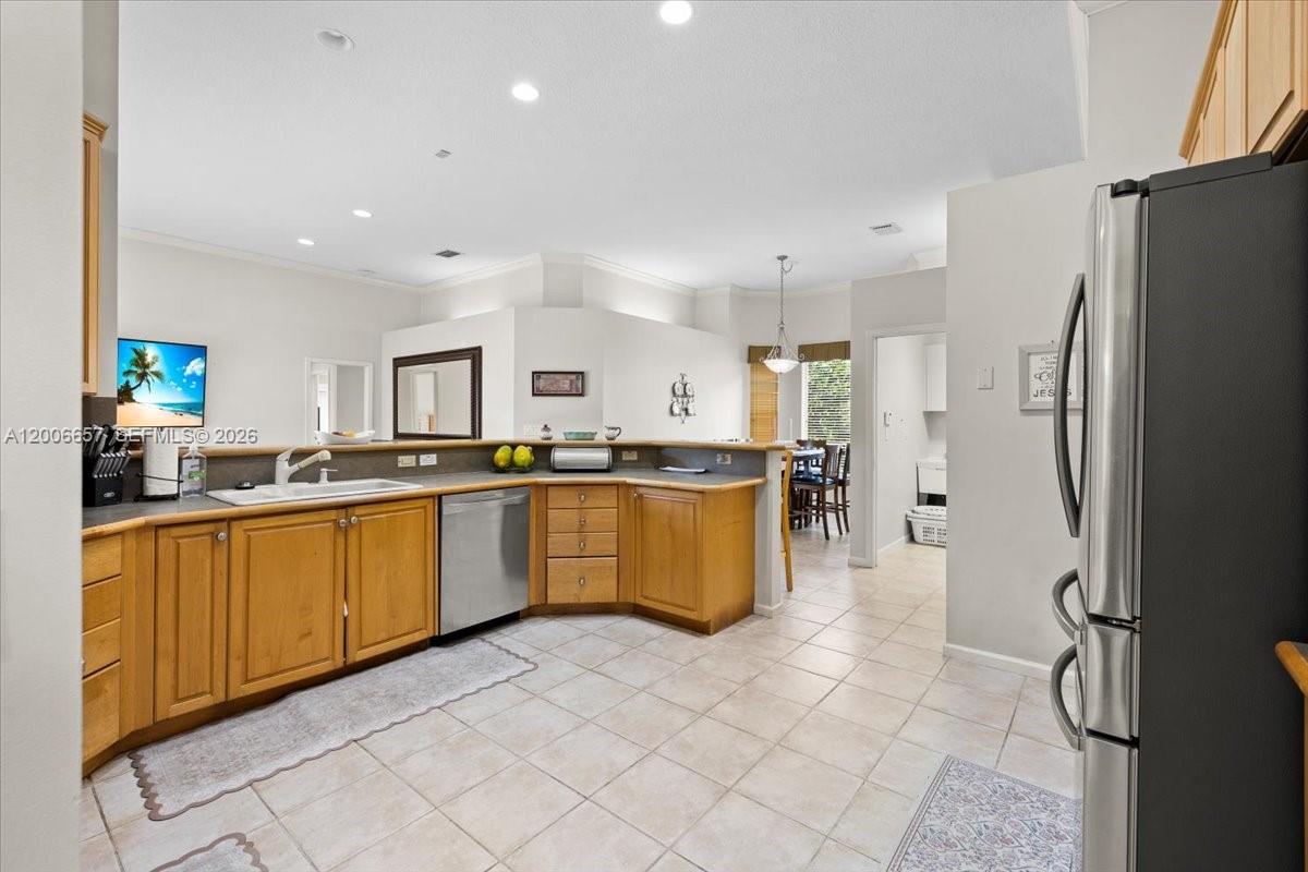 WESTPORT 2ND SECTION - Residential