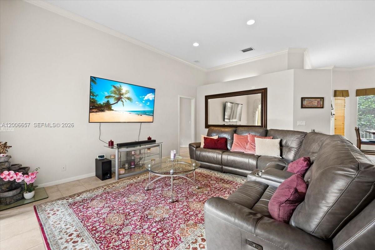 WESTPORT 2ND SECTION - Residential