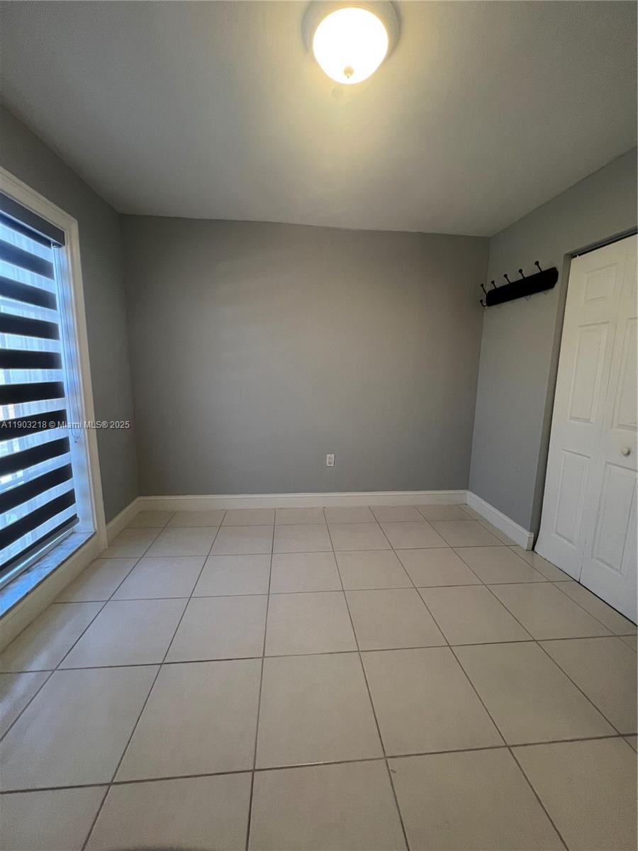 SIENNA VILLAS CONDO - Residential Lease