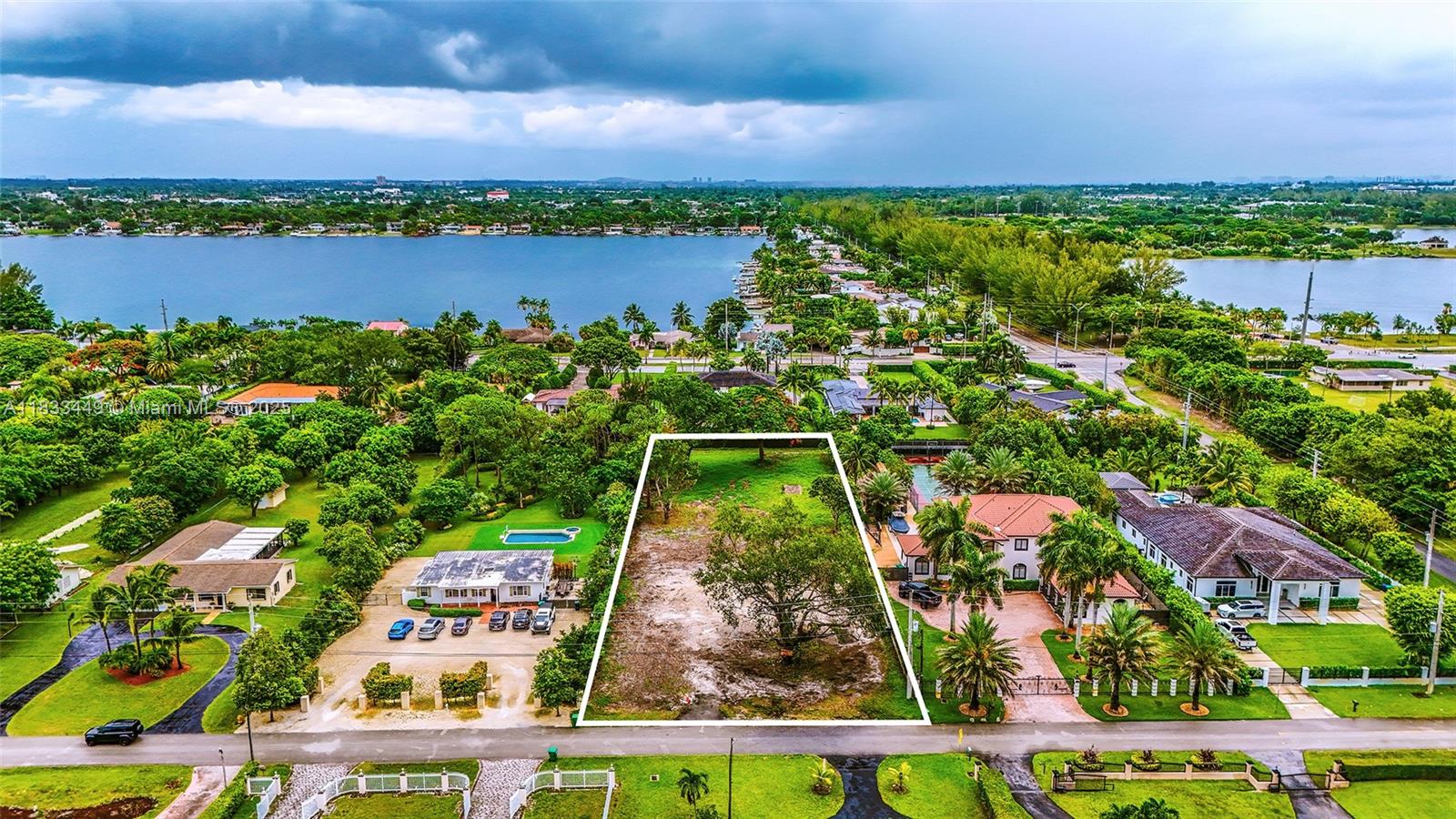 Ready-to-build opportunity in prime South Miami. Oversized 33,105 sq.ft. lot with house and trees already demolished. Sale includes modern architectural plans for a 9,000+ sq.ft. home, plus completed survey and geotechnical study—saving up to a year of prep work. Plans feature a luxury residence, pool, and detached guest house or maid’s quarters. Surrounded by beautiful homes and located near top schools, Dadeland Mall, Coral Gables, Pinecrest, major highways, and Tropical Park. Build immediately in one of Miami’s most desirable neighborhoods.