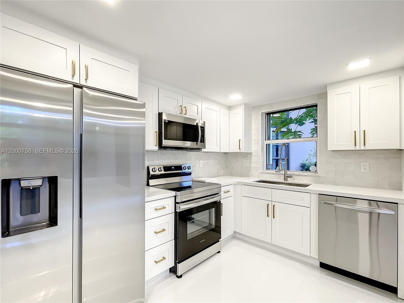 CORONADO CONDO- TOWER II - Residential