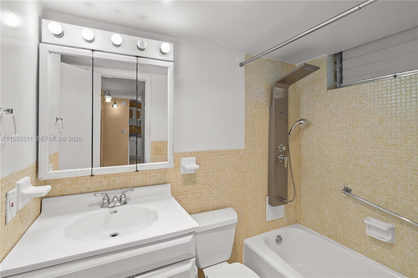 POINT EAST ONE CONDO-BLDG - Residential Lease