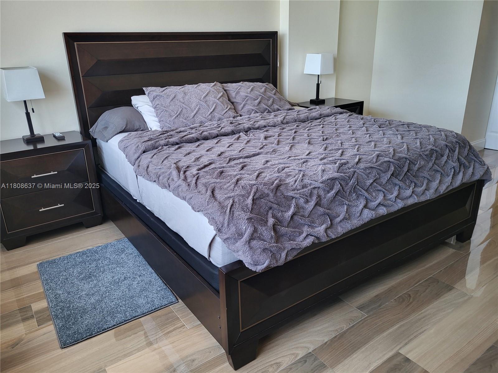 QUADOMAIN TOWER I AND IV - Residential Lease