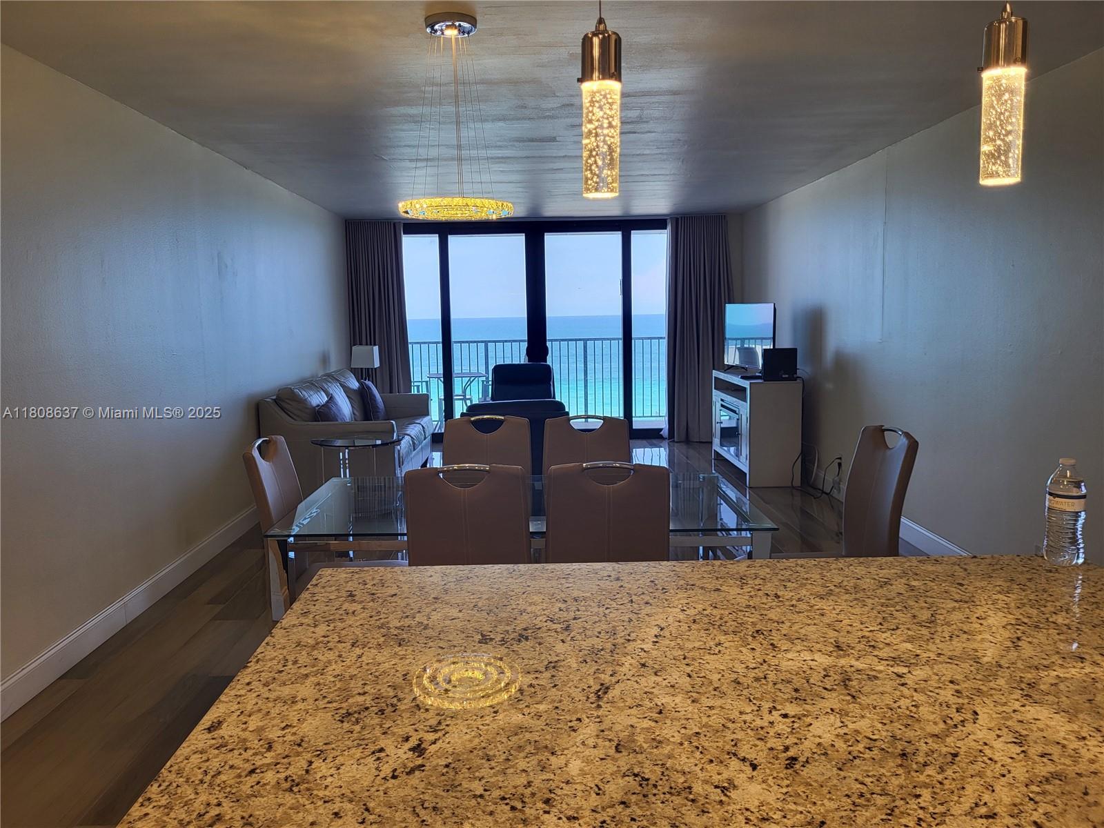 QUADOMAIN TOWER I AND IV - Residential Lease