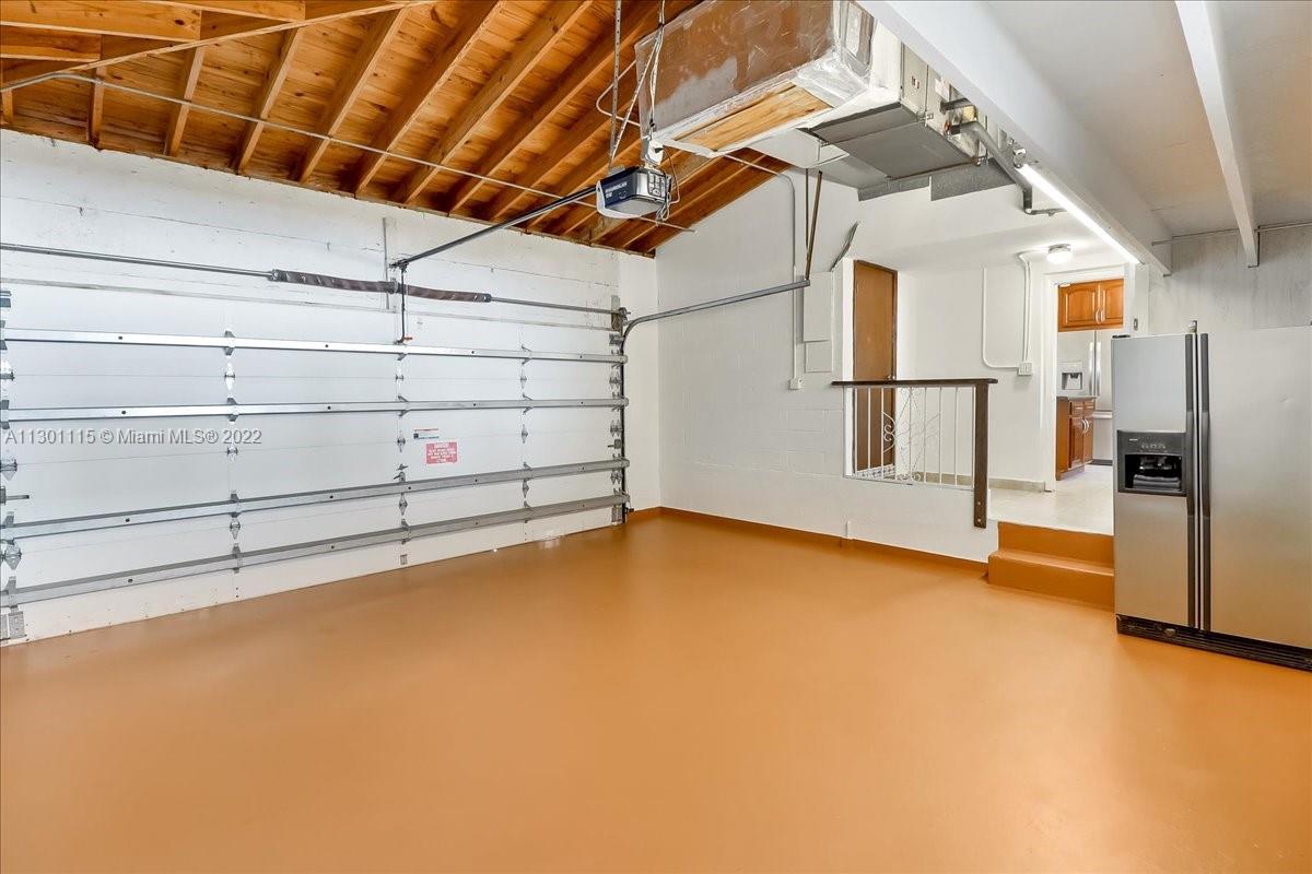 BAY HEIGHTS GROVES - Residential