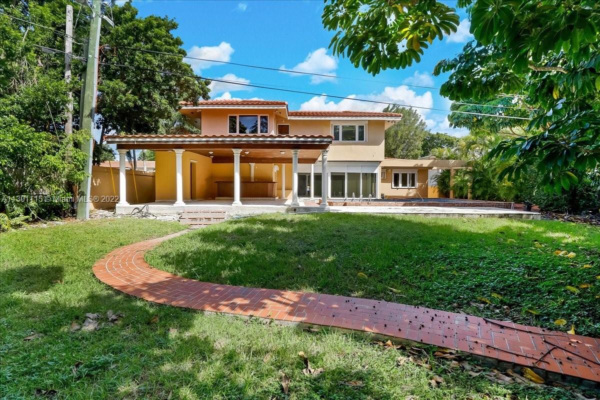 BAY HEIGHTS GROVES - Residential