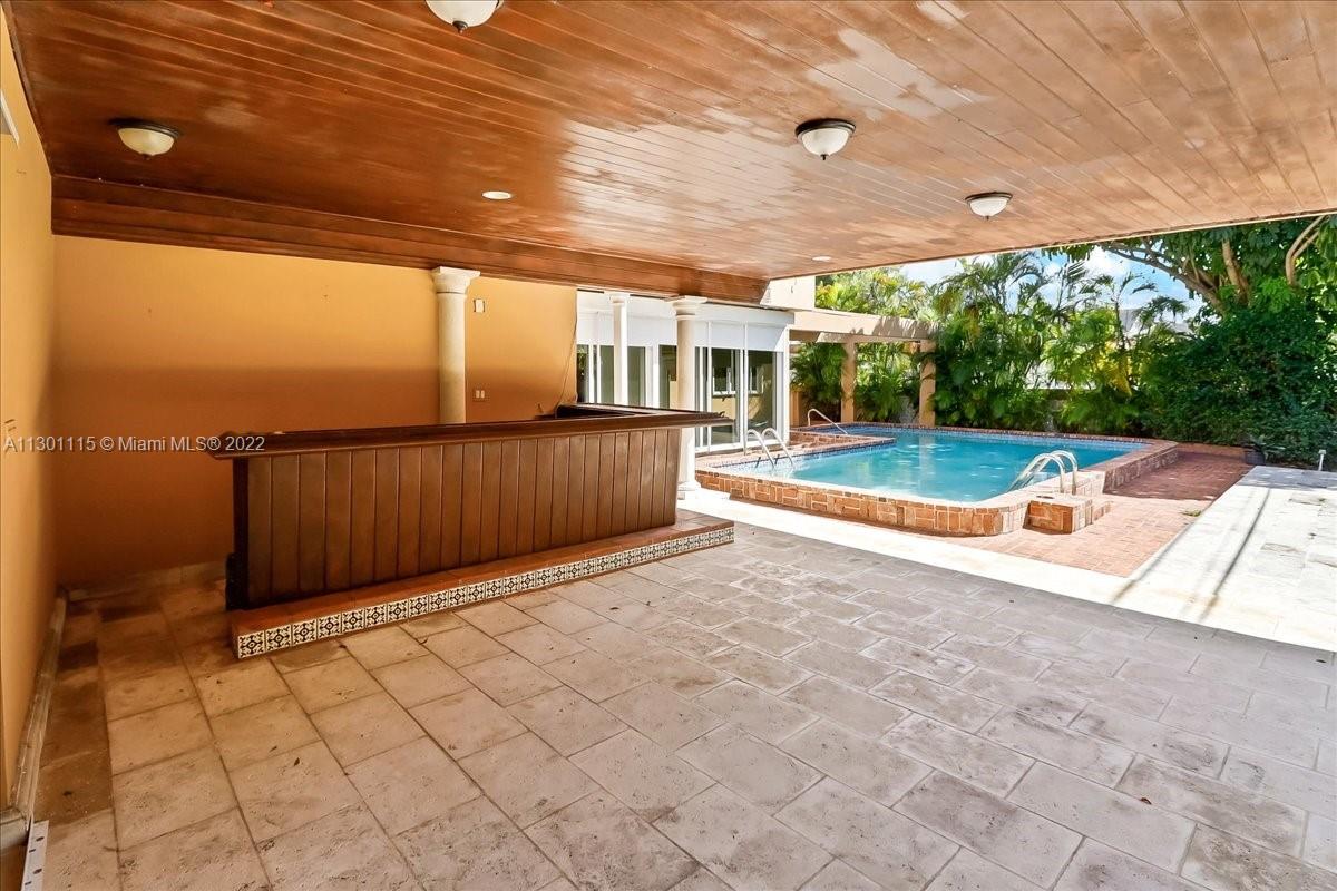 BAY HEIGHTS GROVES - Residential