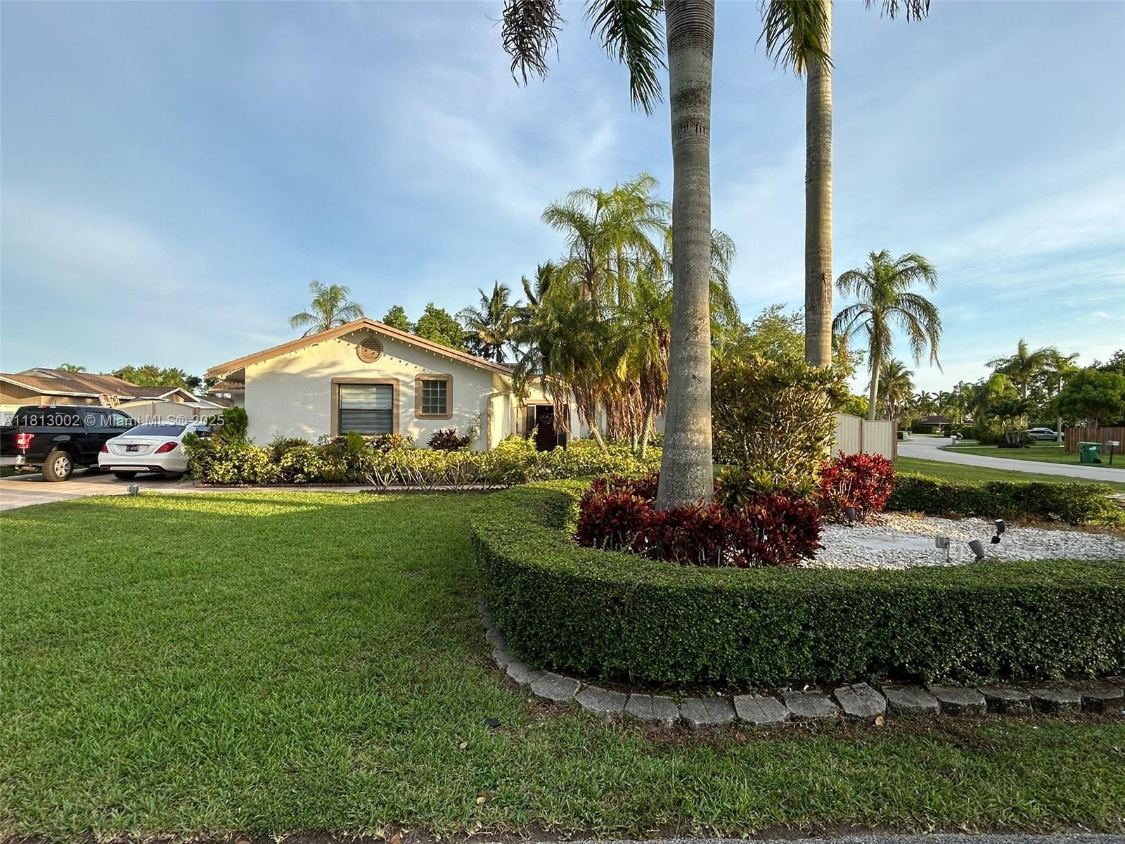 14850 SW 156th St 1