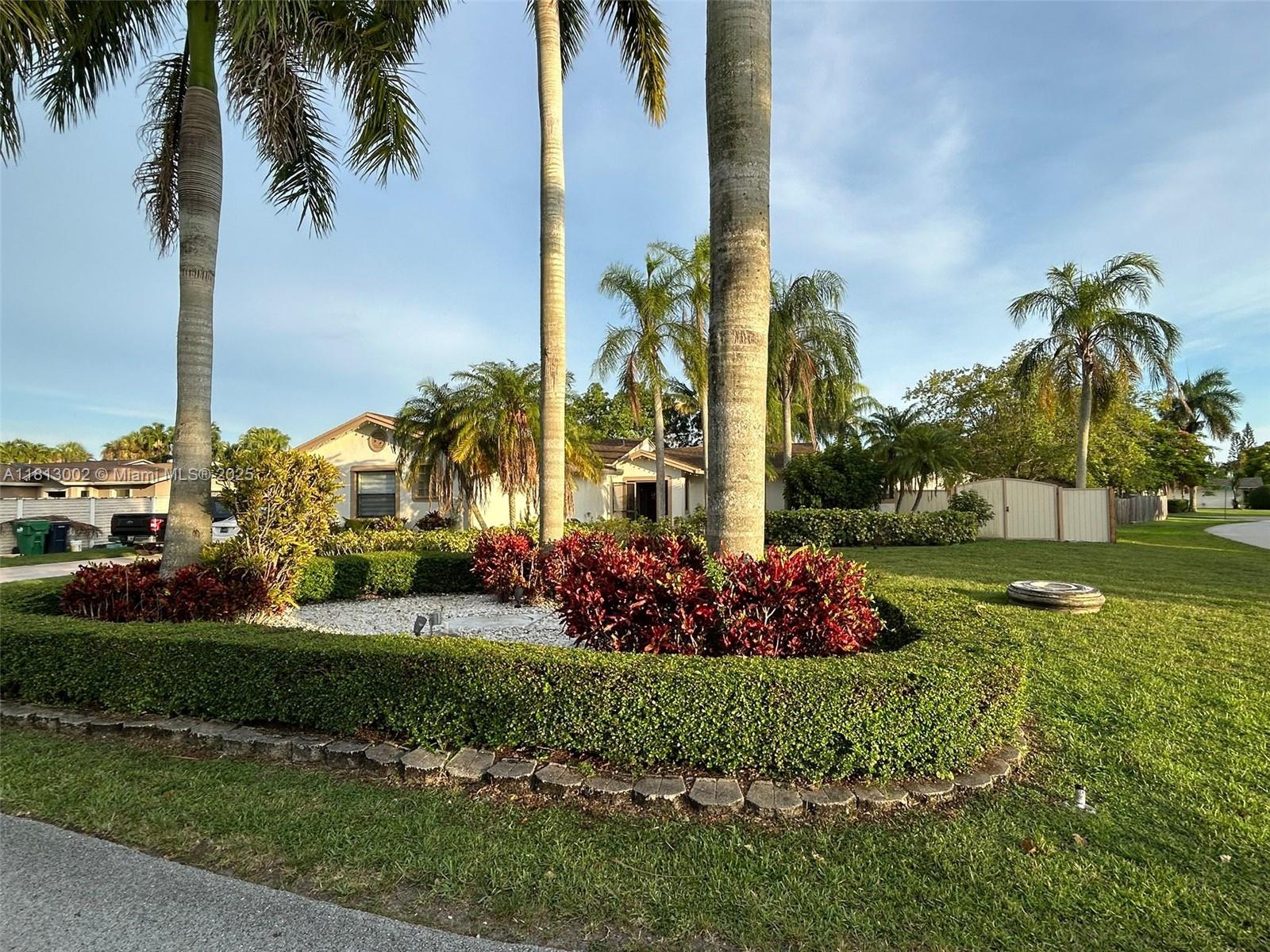 14850 SW 156th St 1