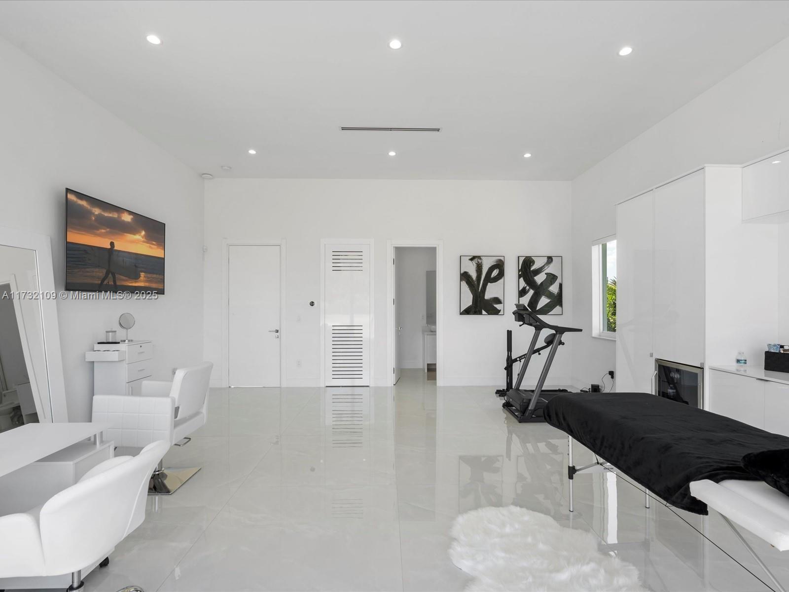 FLORIDA FRUIT LANDS CO SU - Residential