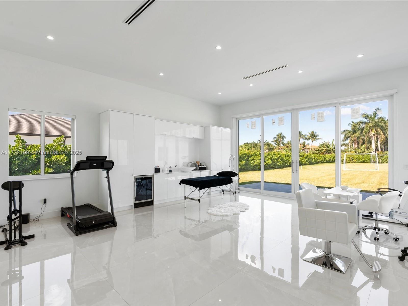 FLORIDA FRUIT LANDS CO SU - Residential