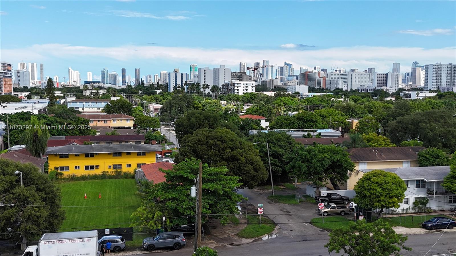 GLENDALE PARK - Land