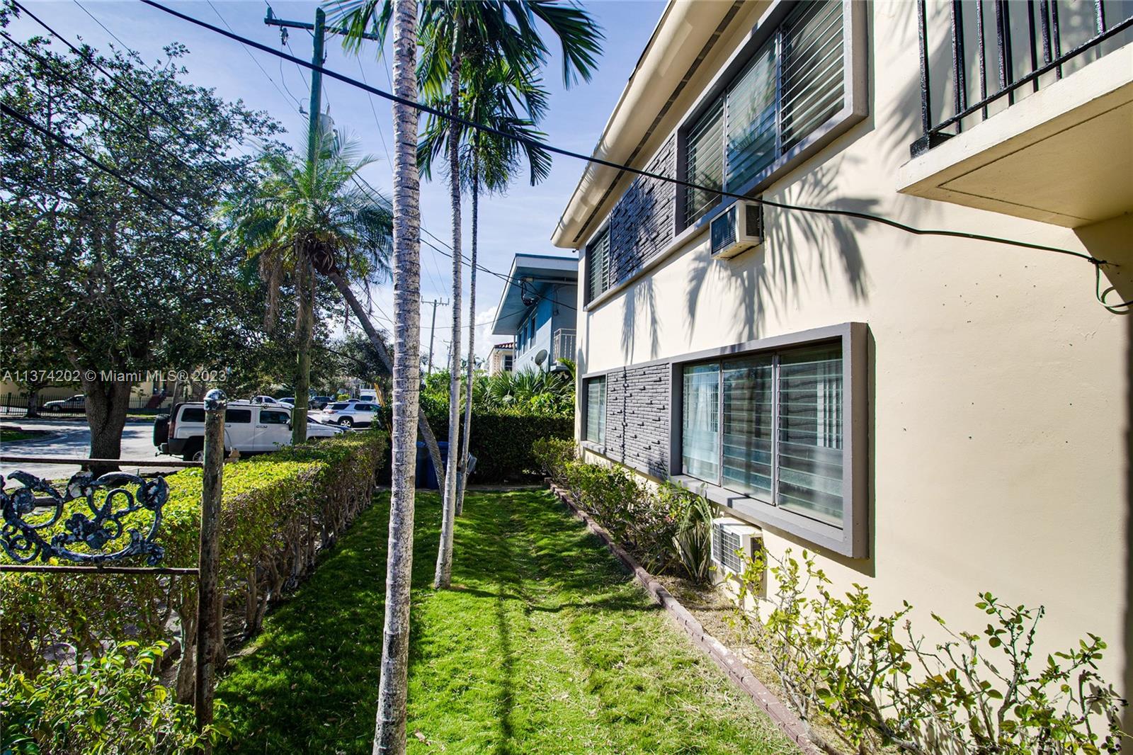 NORMANDY WATERWAY SUB - Residential Lease