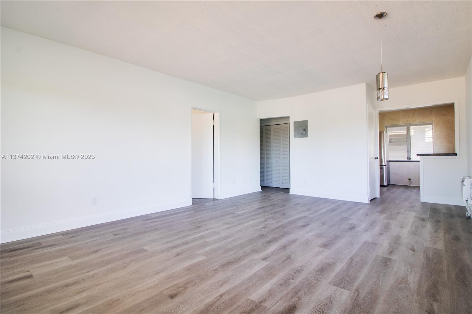 NORMANDY WATERWAY SUB - Residential Lease