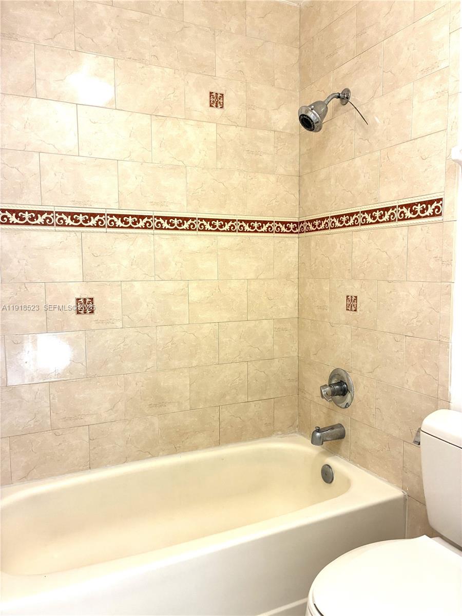 HAMMOCKS SEC 2 - Residential