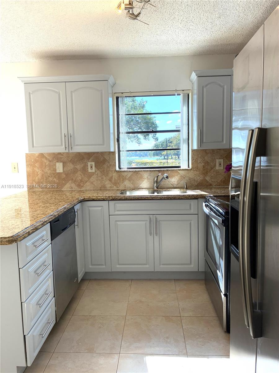 HAMMOCKS SEC 2 - Residential