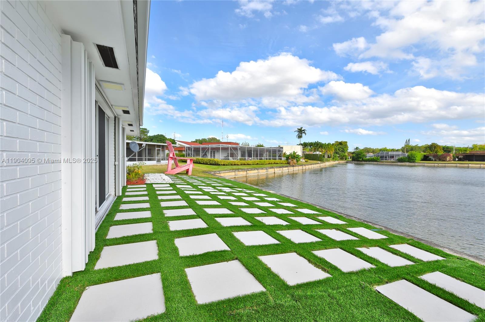 WOODLANDS SEC SEVEN - Residential Lease