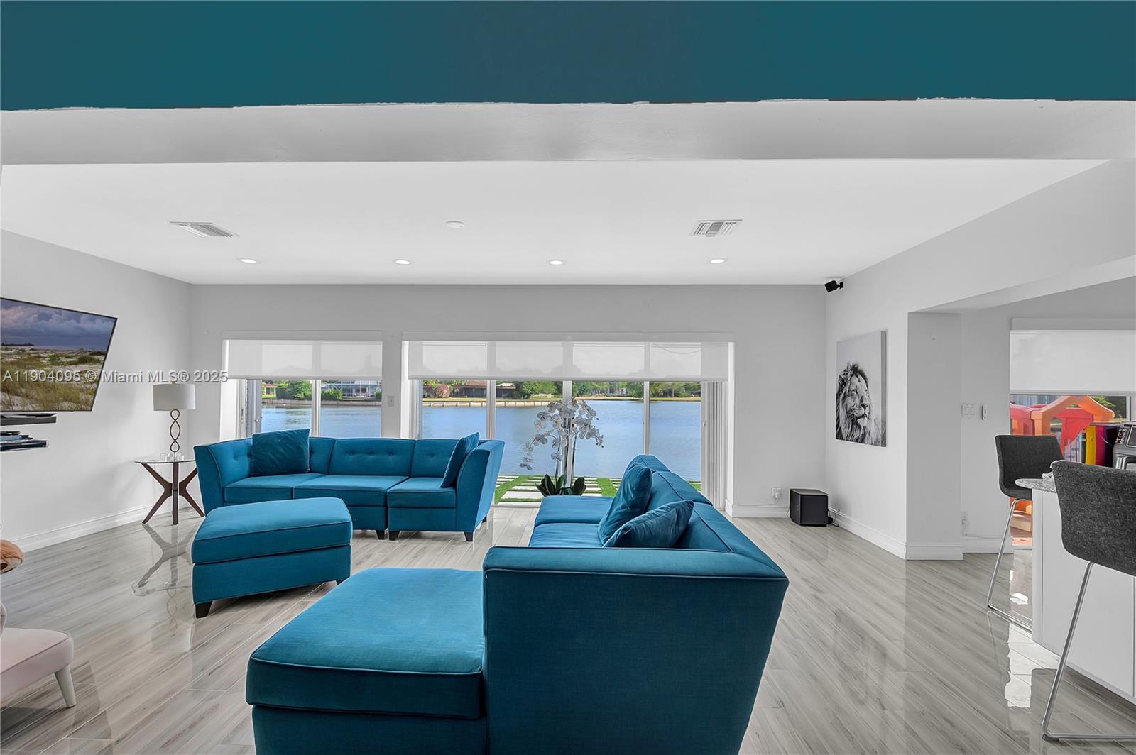 WOODLANDS SEC SEVEN - Residential Lease