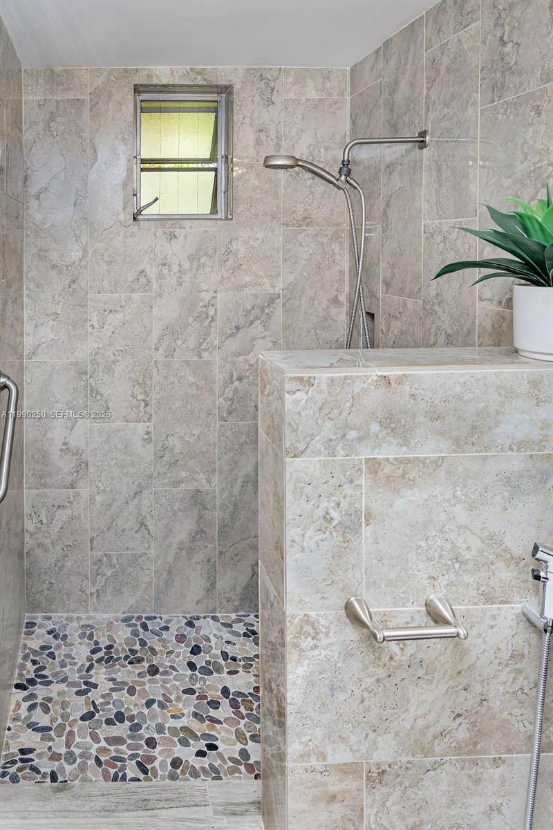 WOODLANDS SEC SIX - Residential