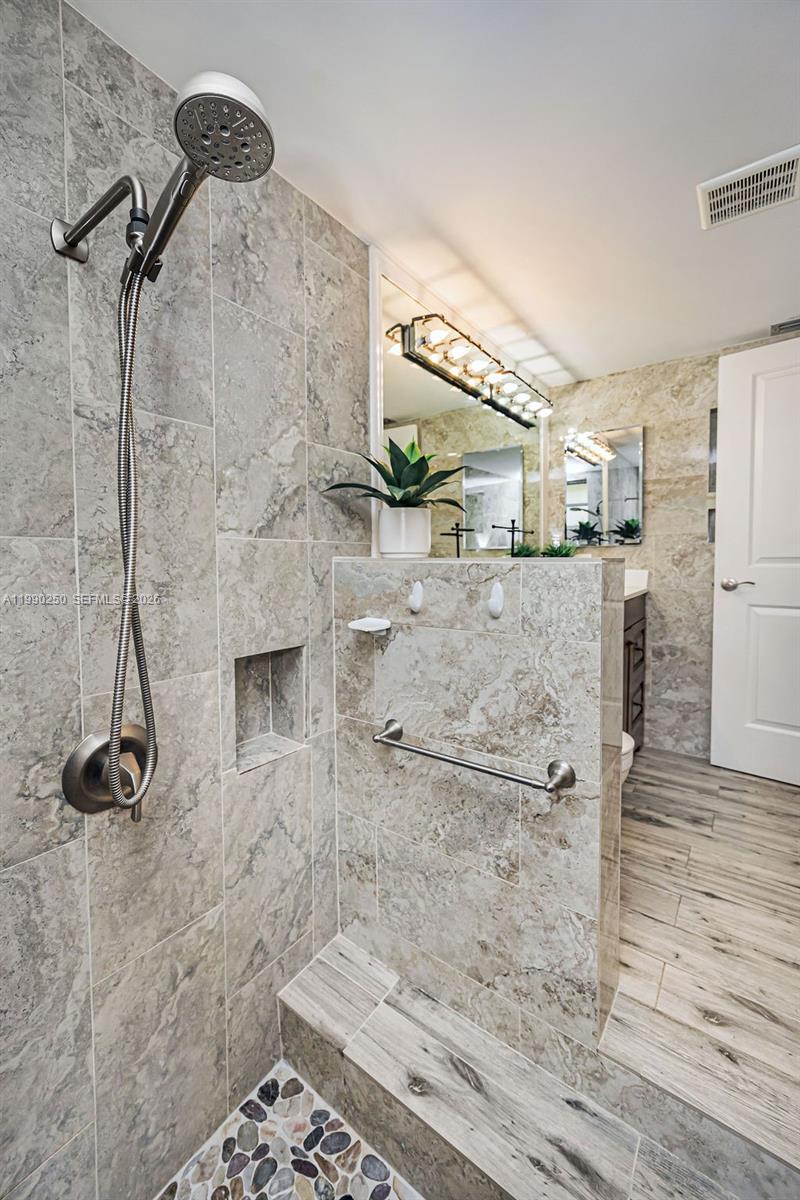 WOODLANDS SEC SIX - Residential