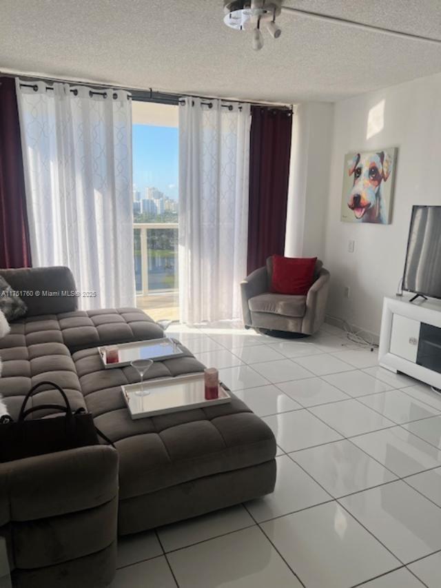 AVENTURA ELDORADO CONDO - Residential