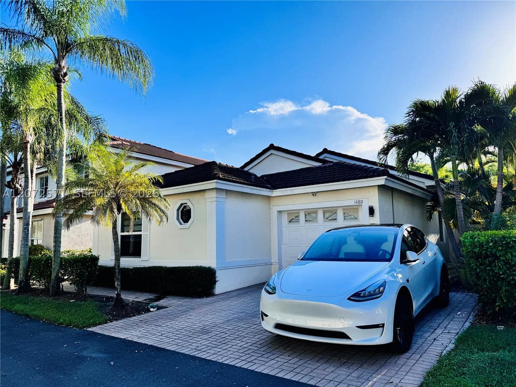 Photo of 1480 Sweetbay Way, Hollywood, FL 33019 (MLS # A12072571)
