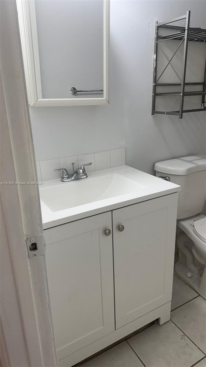 2401 Riverside Dr 418-B, Coral Springs, Broward County, Florida - 1 Bedrooms  
1 Bathrooms - 