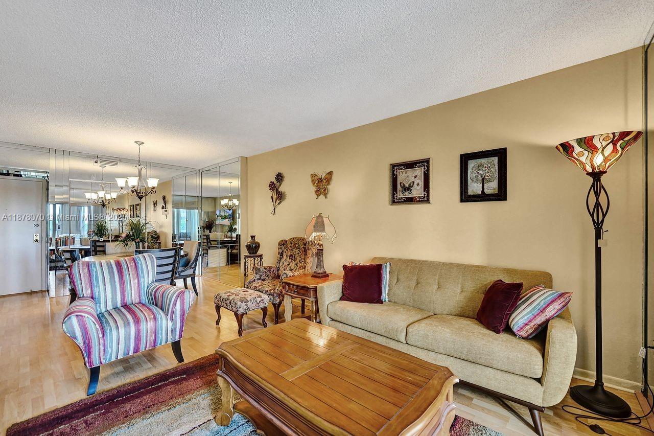 HILLCREST EAST NO 26 COND - Residential