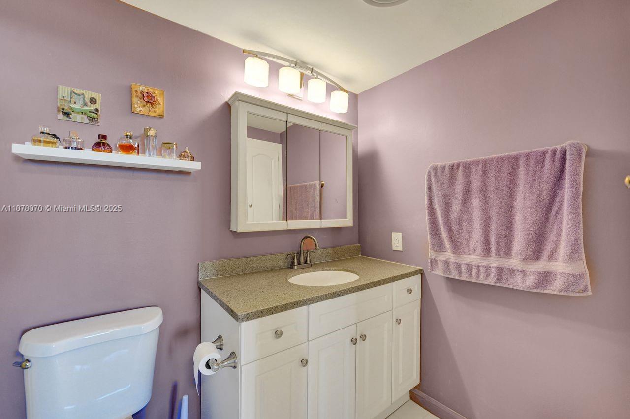 HILLCREST EAST NO 26 COND - Residential