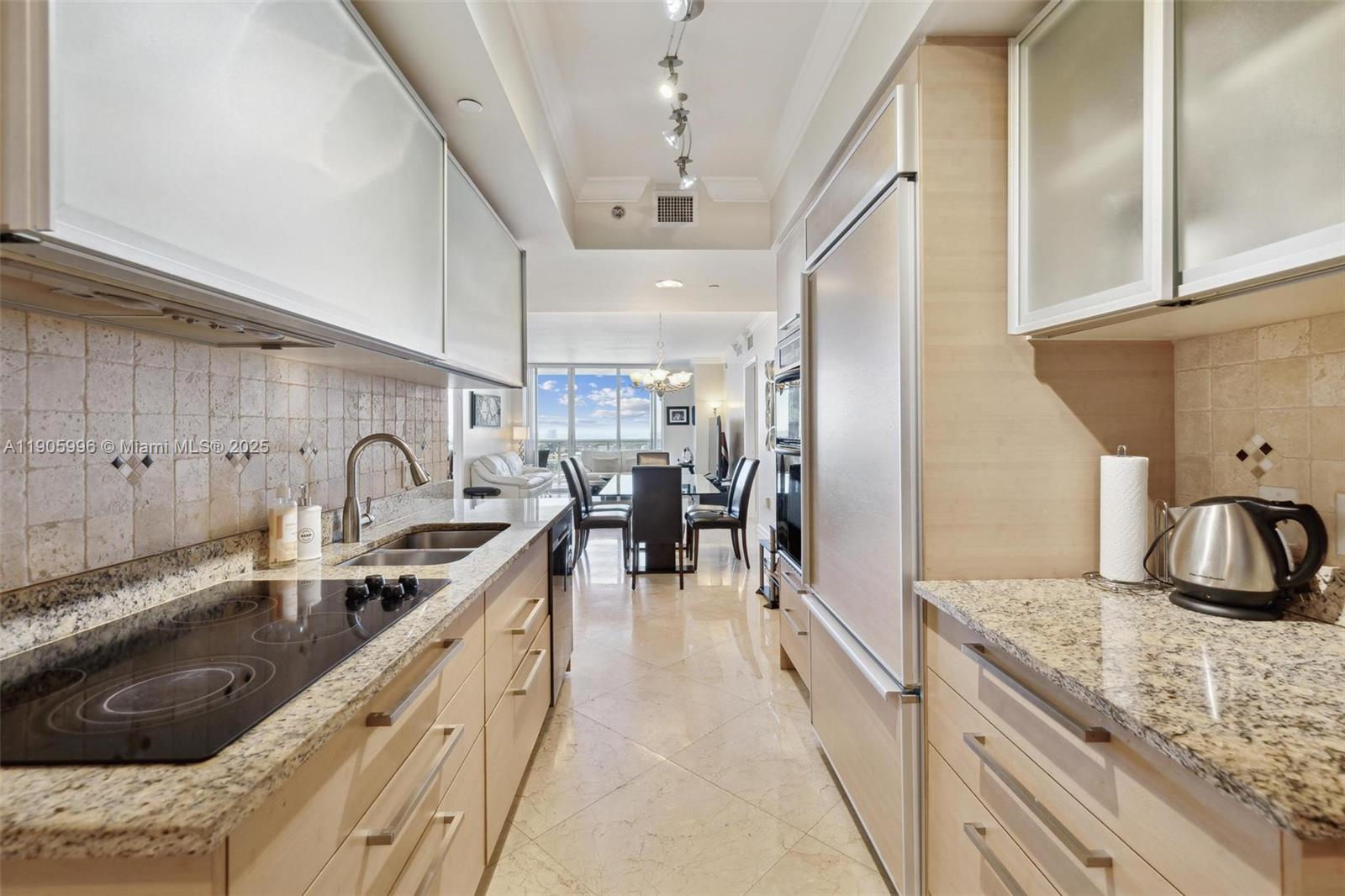 BEACH CLUB THREE CONDO - Residential Lease