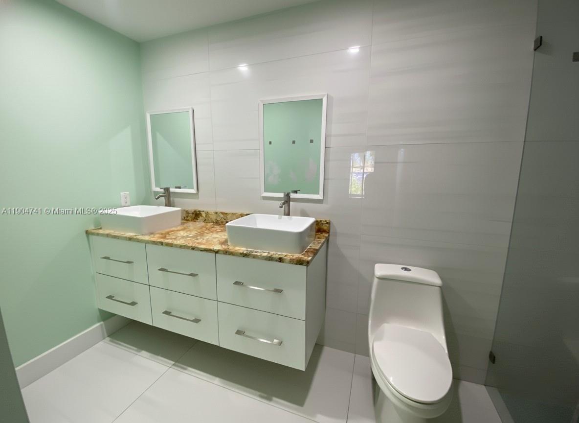 AMBER BAY - Residential