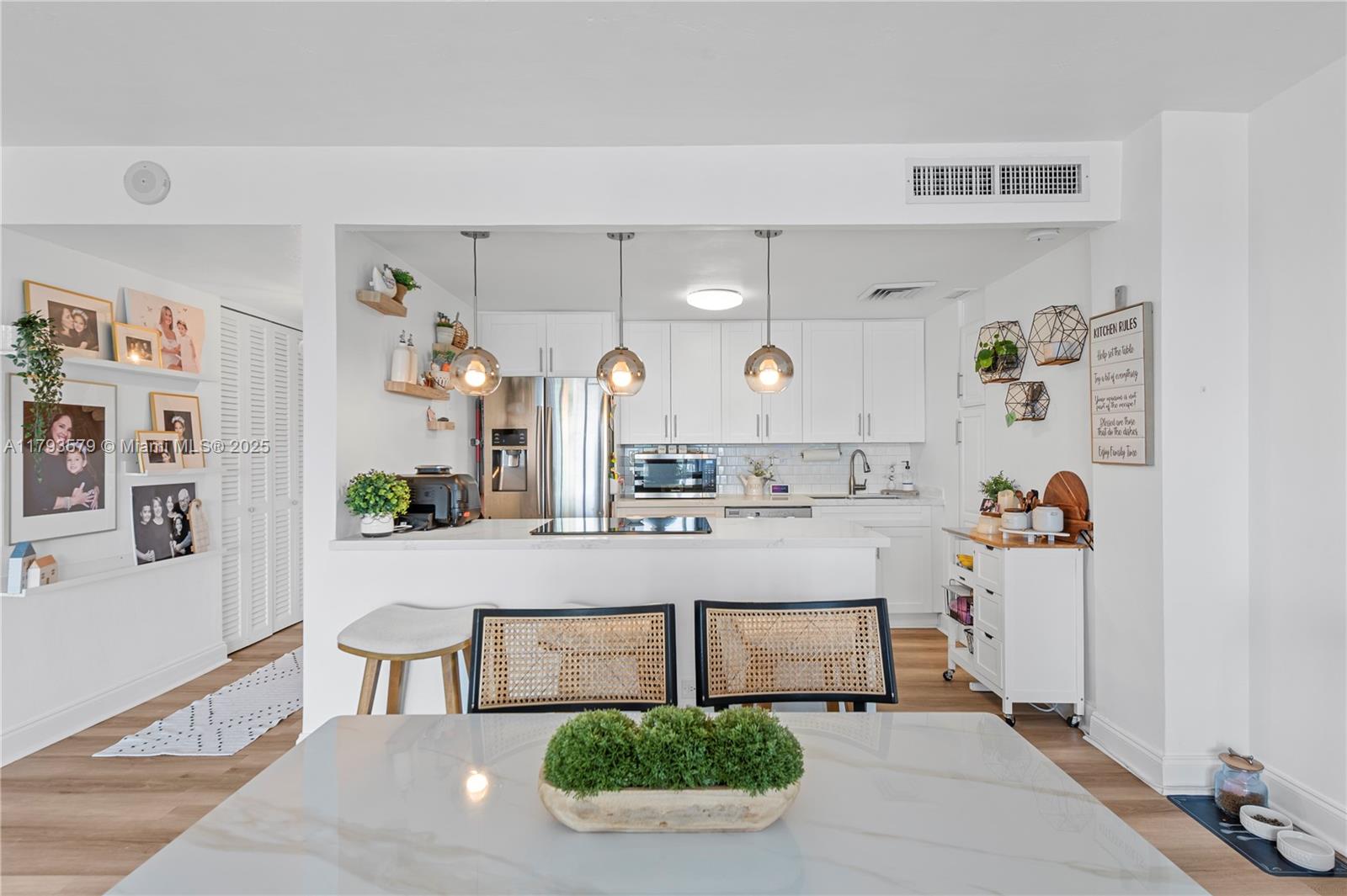 BRICKELL TOWNHOUSE CONDO - Residential