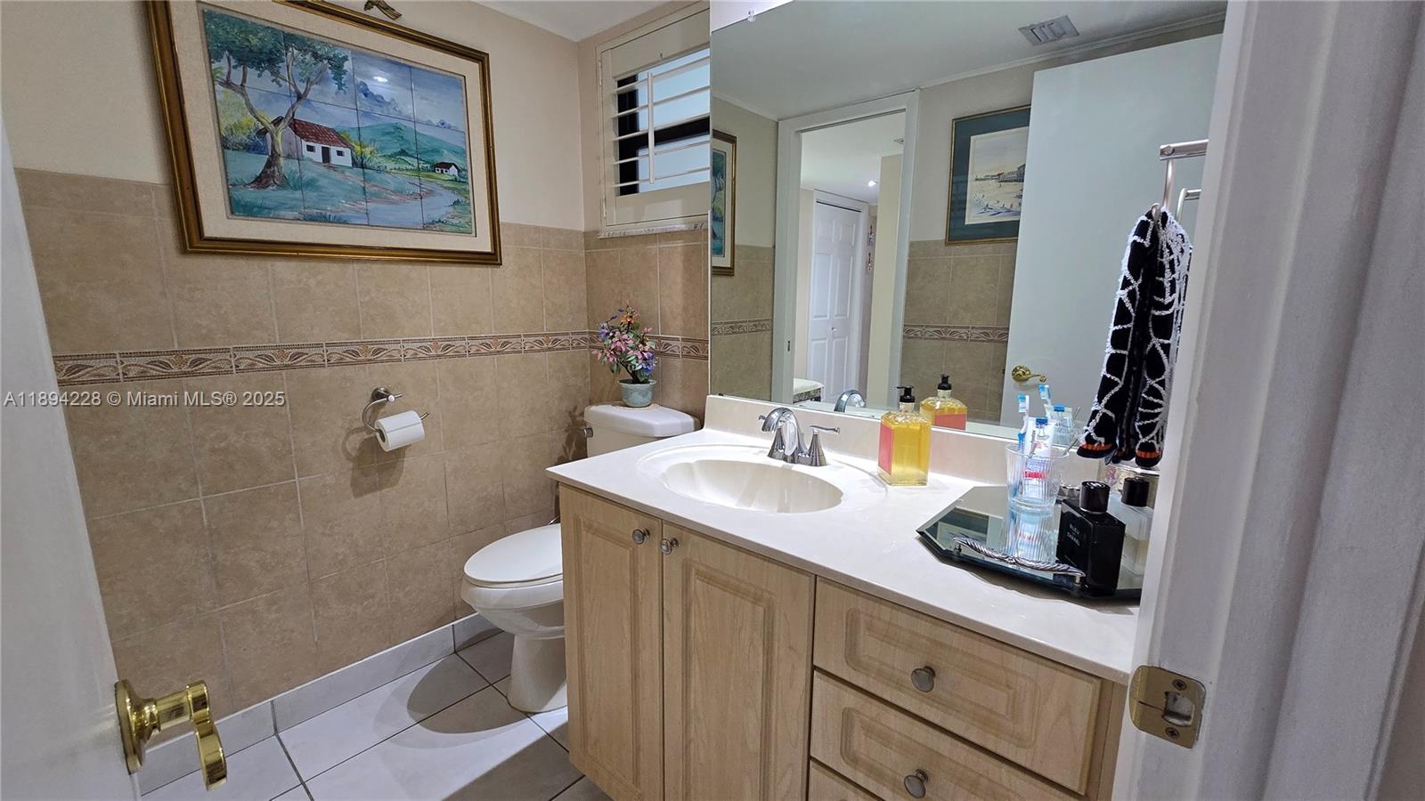 COLONY POINT 4 CONDO - Residential