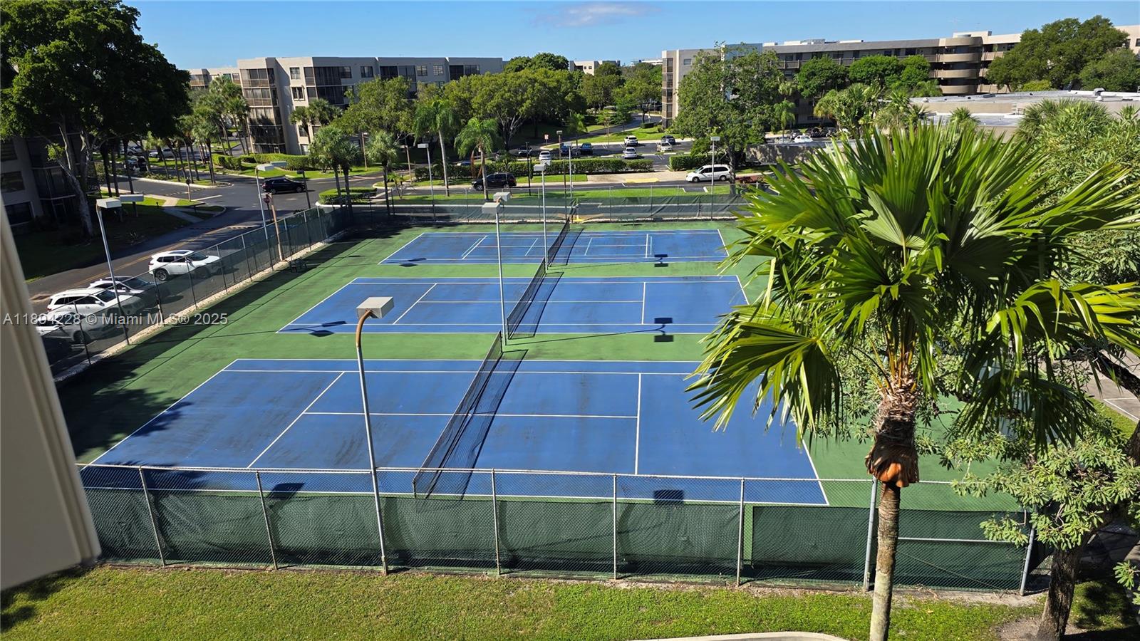 COLONY POINT 4 CONDO - Residential