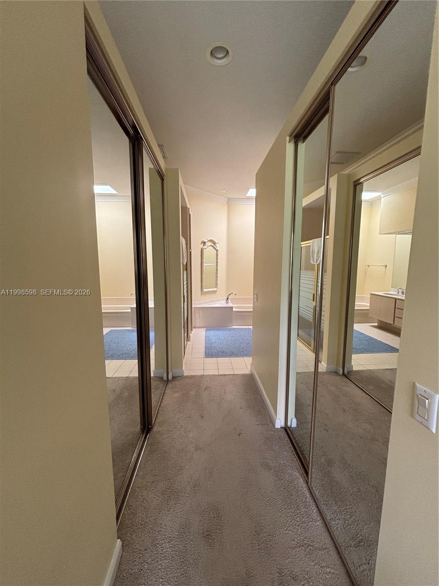 THE MEADOWS AT MARTIN DOW - Residential Lease