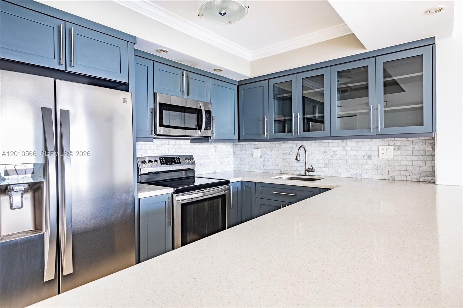 600 Three Islands Blvd 402