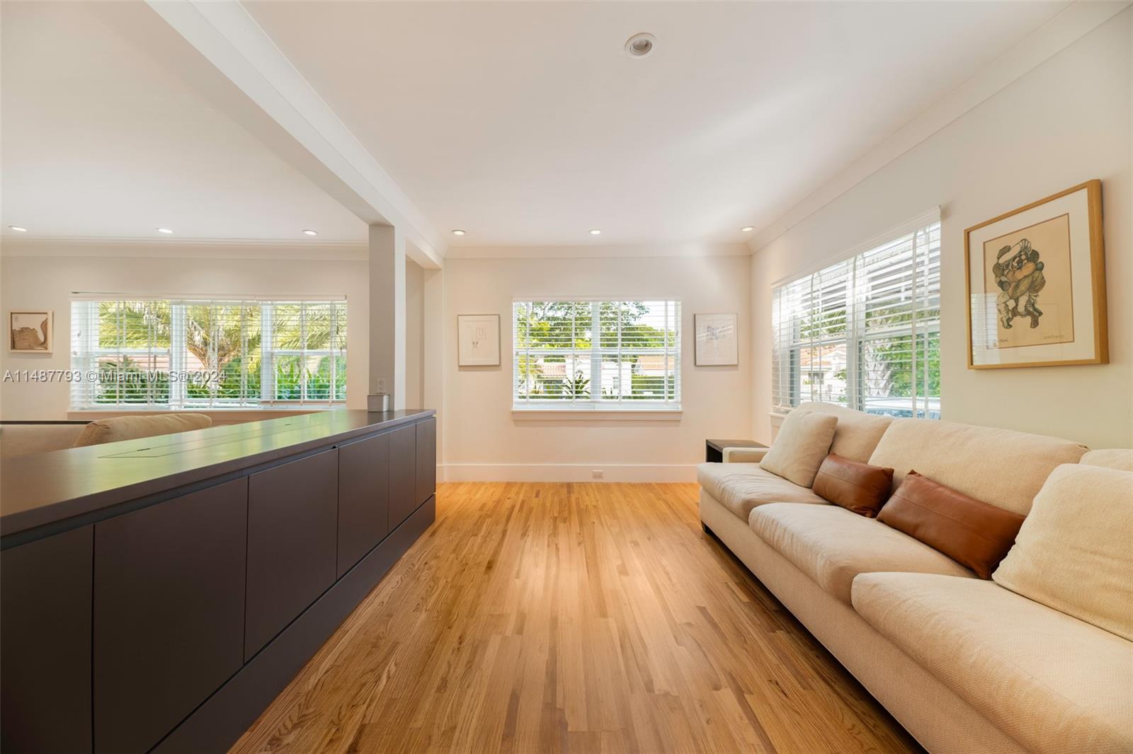 CORAL GABLES RIVIERA SEC - Residential