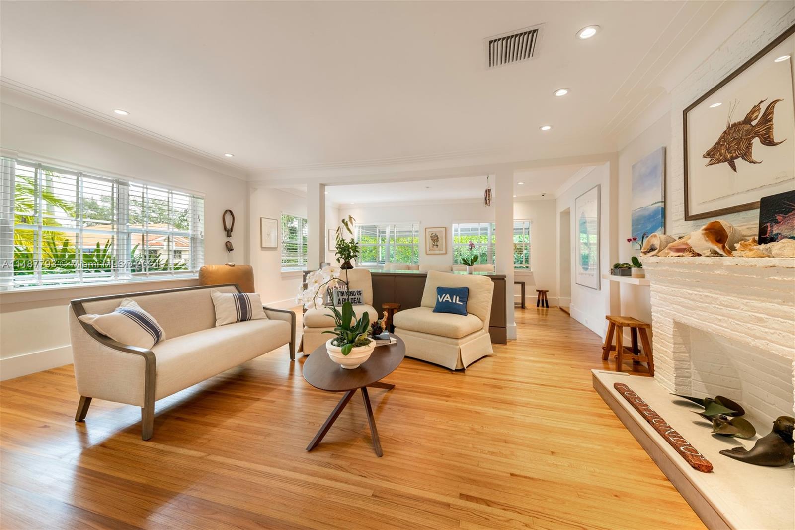 CORAL GABLES RIVIERA SEC - Residential