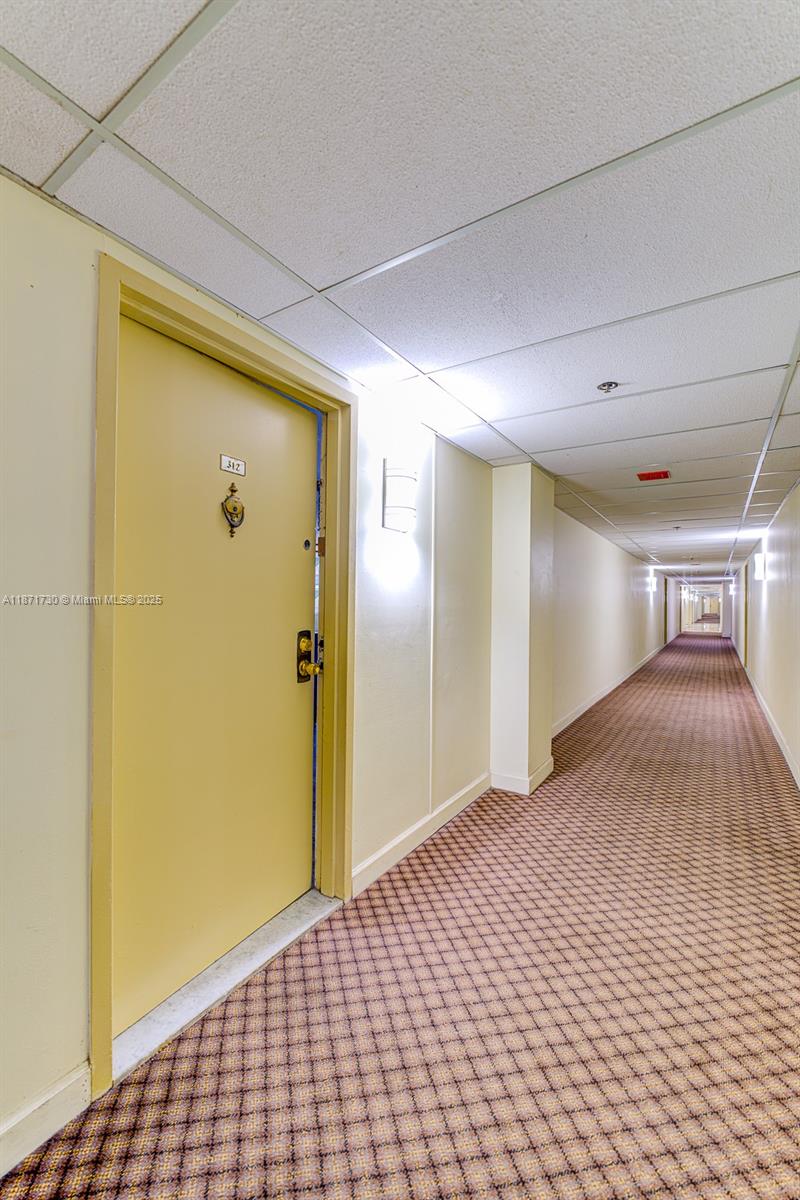 WINSTON TOWERS 600 CONDO - Residential