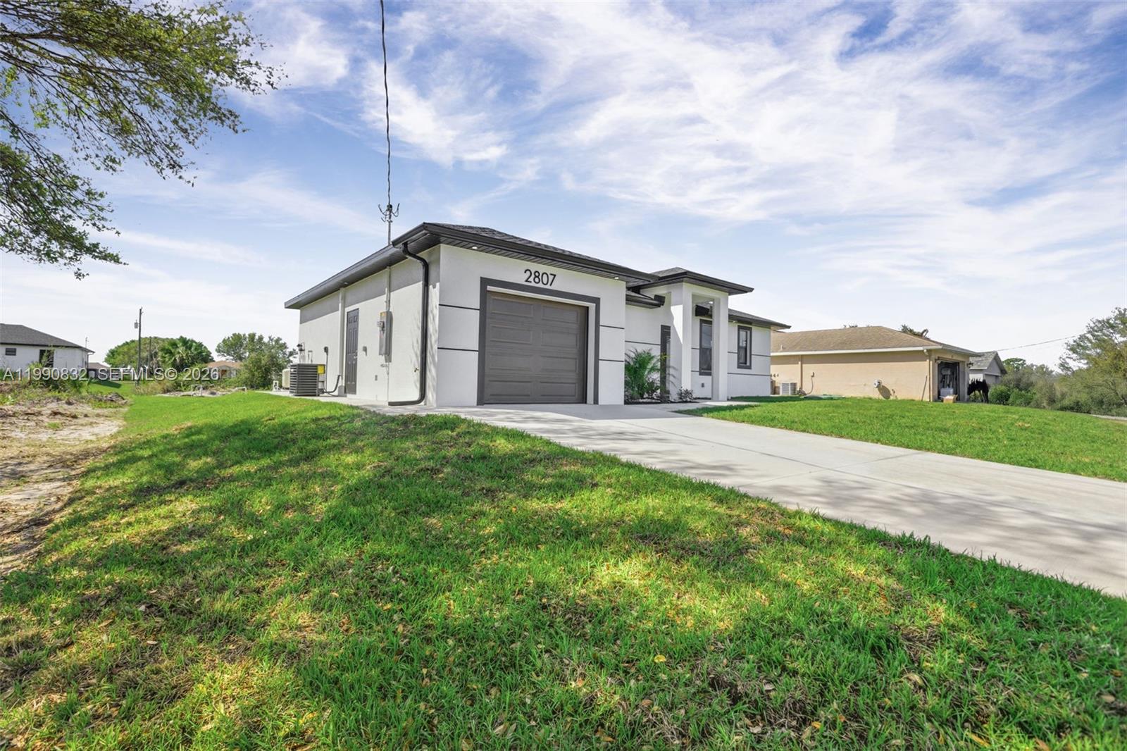 LEHIGH ACRES - Residential