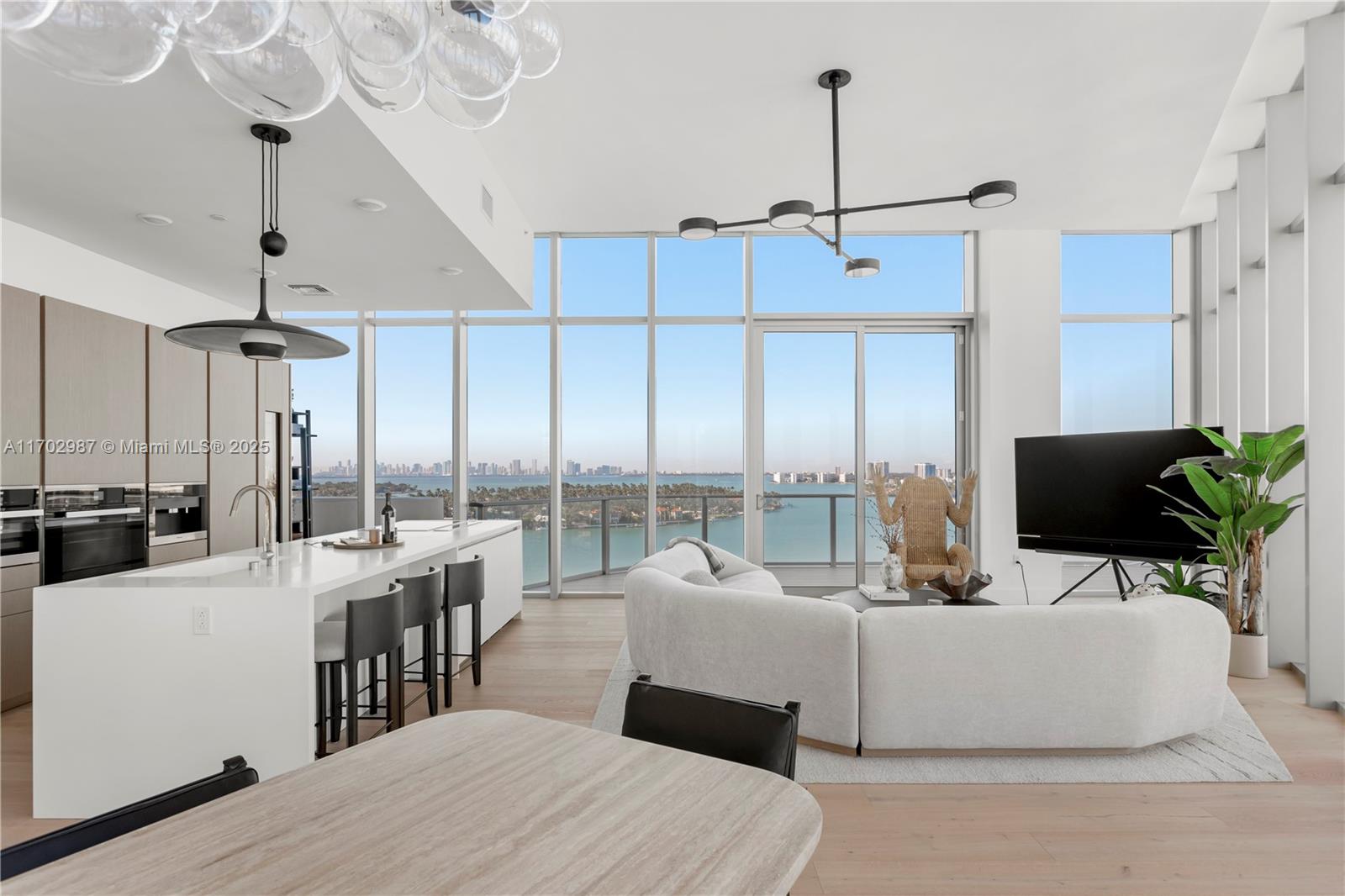 Property for Sale at 6800 Indian Creek Dr Ph2, Miami Beach, Miami-Dade County, Florida - Bedrooms: 3 
Bathrooms: 4  - $5,500,000