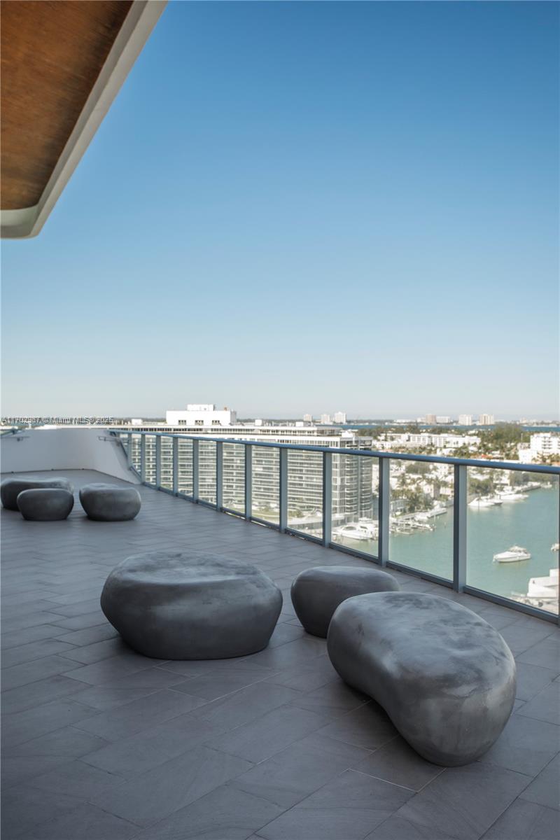 AMD PL OF 2ND OCEAN FRONT - Residential