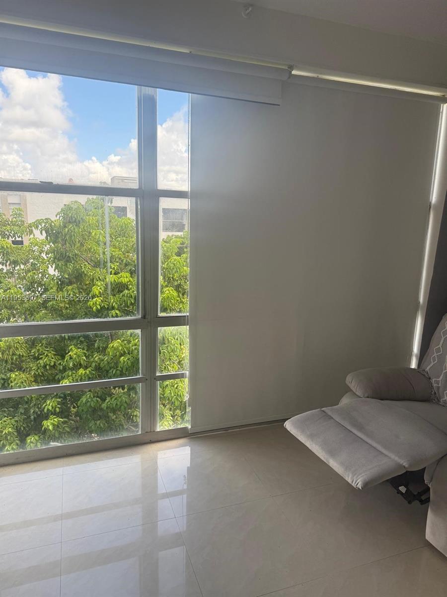 AVILA CONDO - Residential