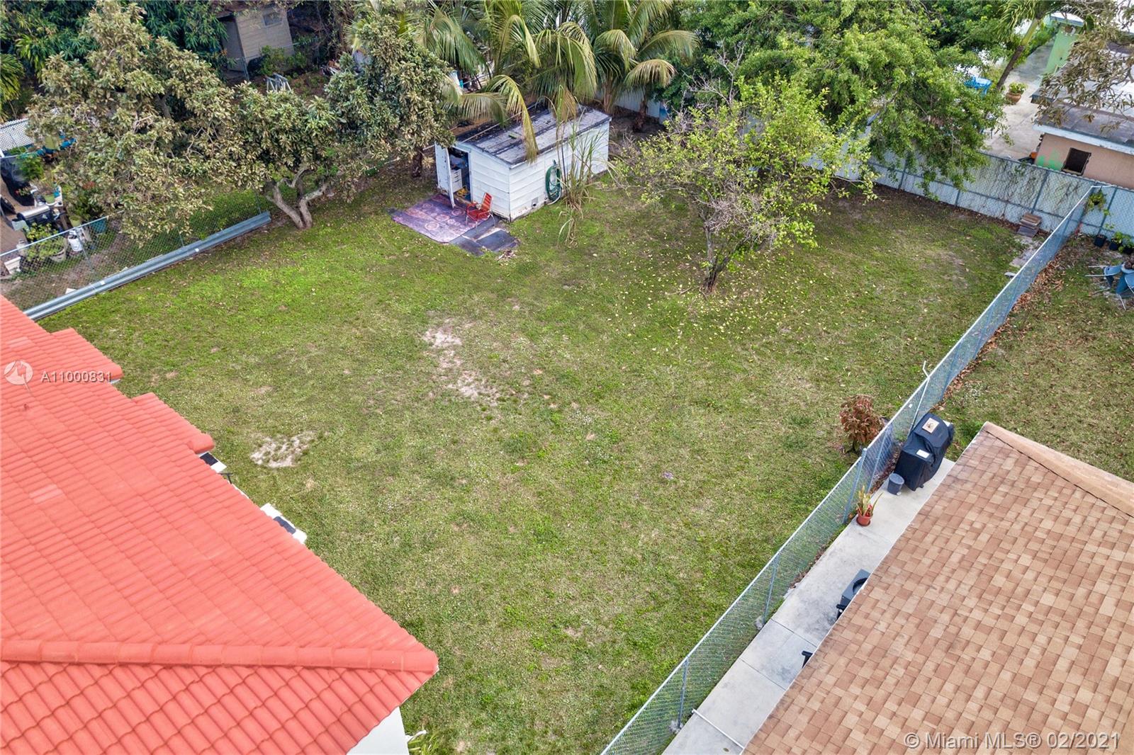 THE PINES - Residential Income