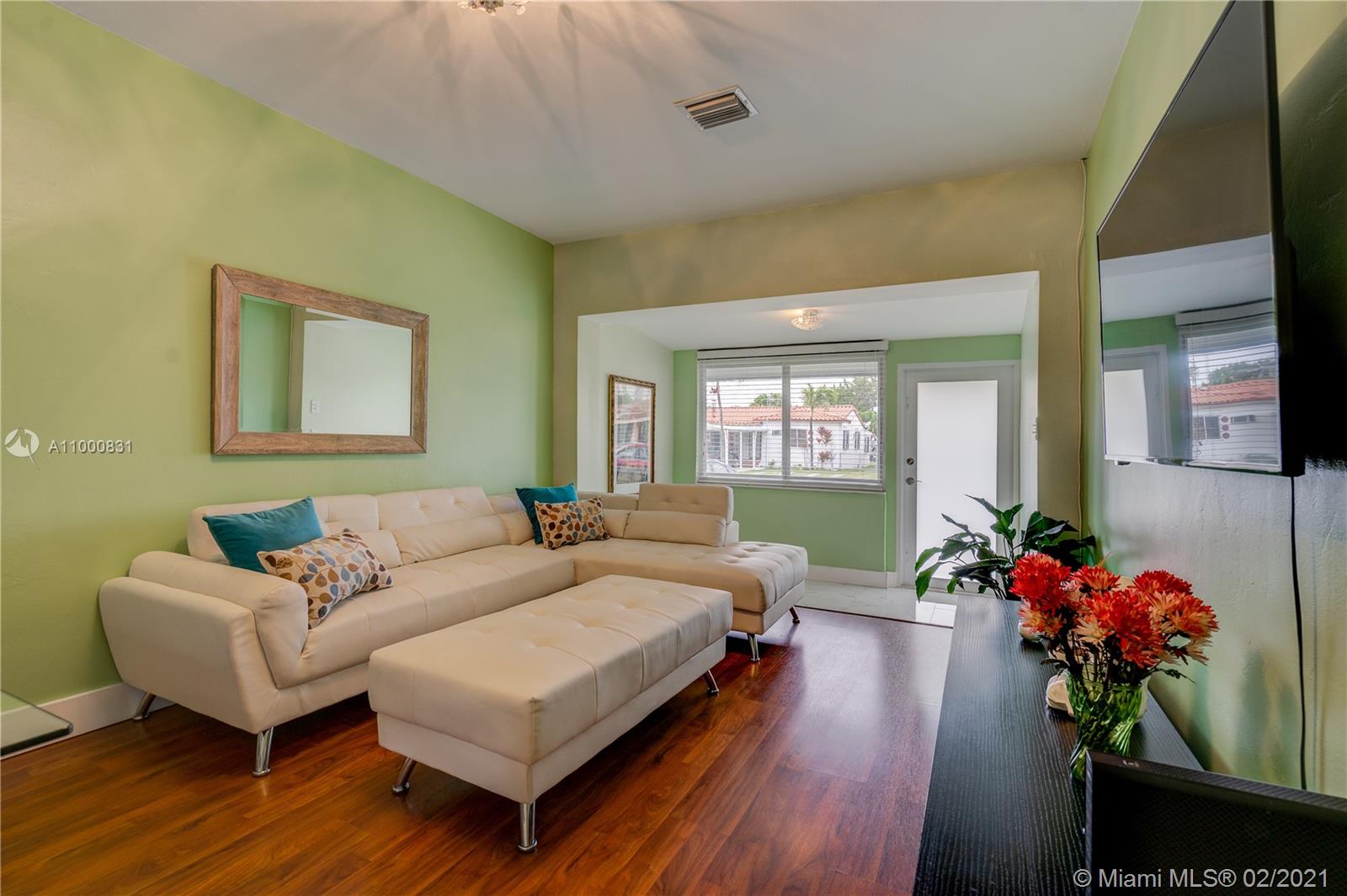 THE PINES - Residential Income