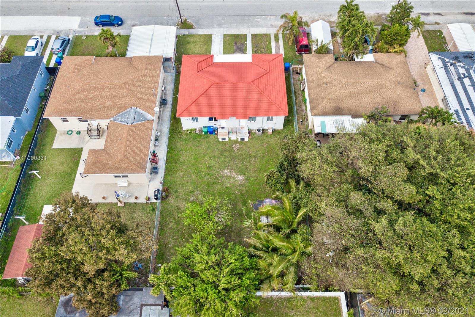 THE PINES - Residential Income