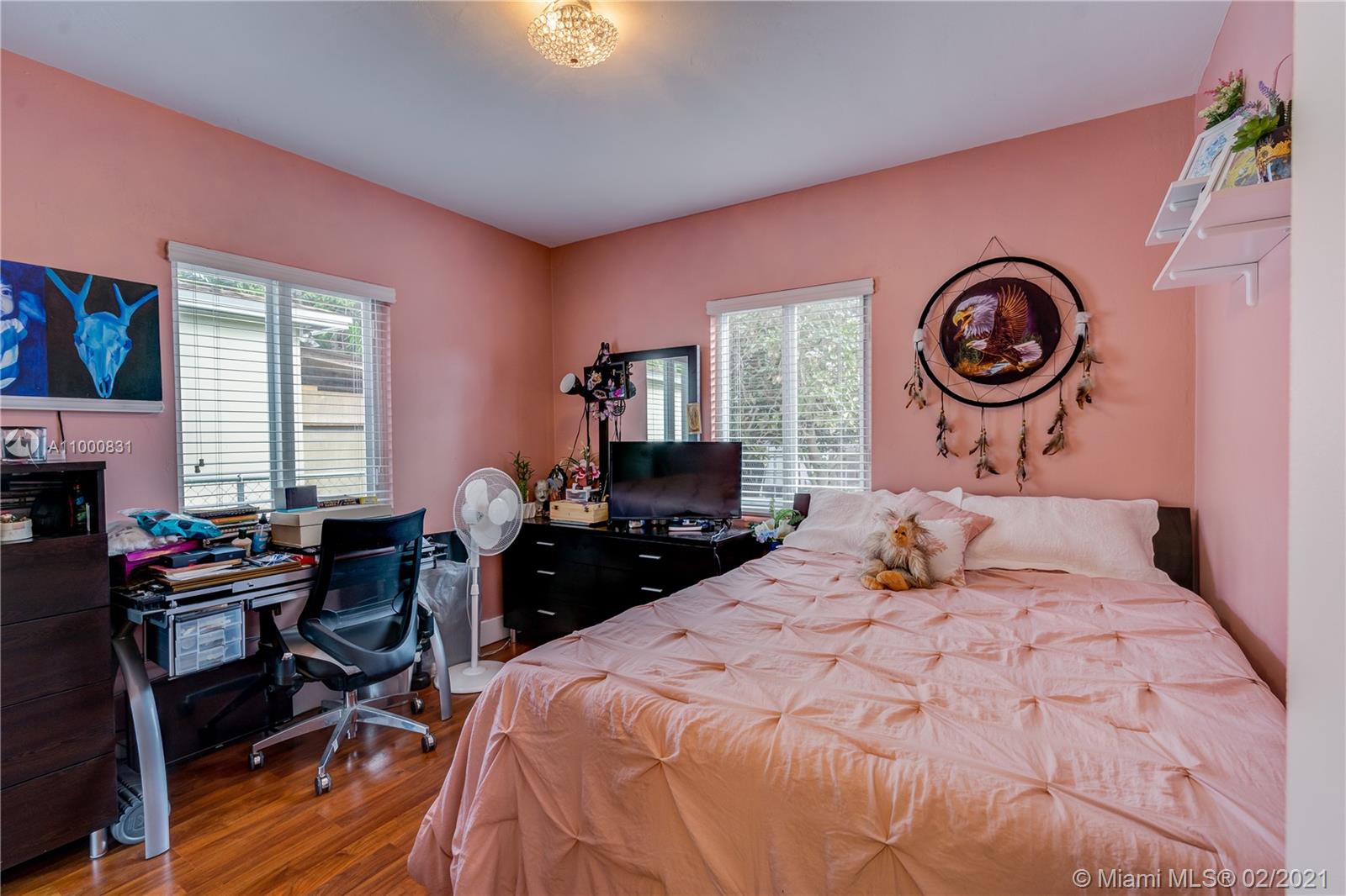 THE PINES - Residential Income