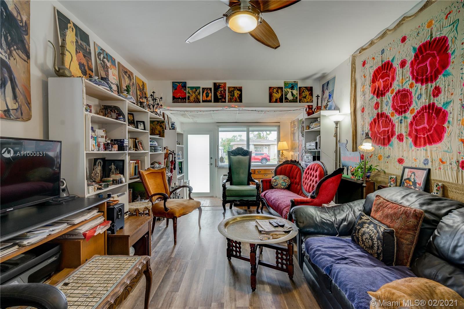 THE PINES - Residential Income