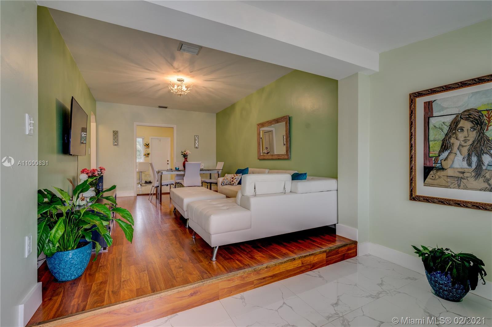 THE PINES - Residential Income